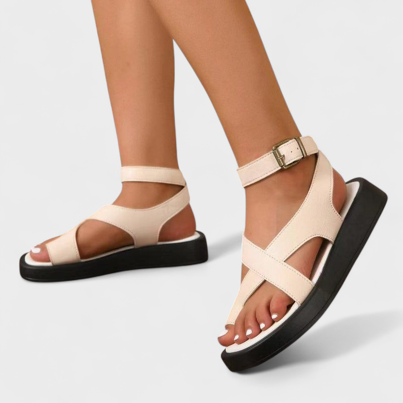 Jéssica - Sandálias Modernas