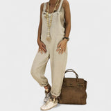 Luna - Macacāo elegante